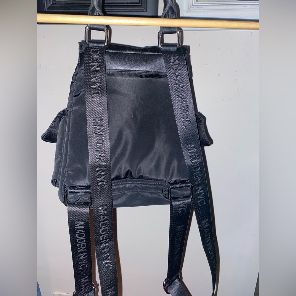 Steve Madden - Picture 5 of 9